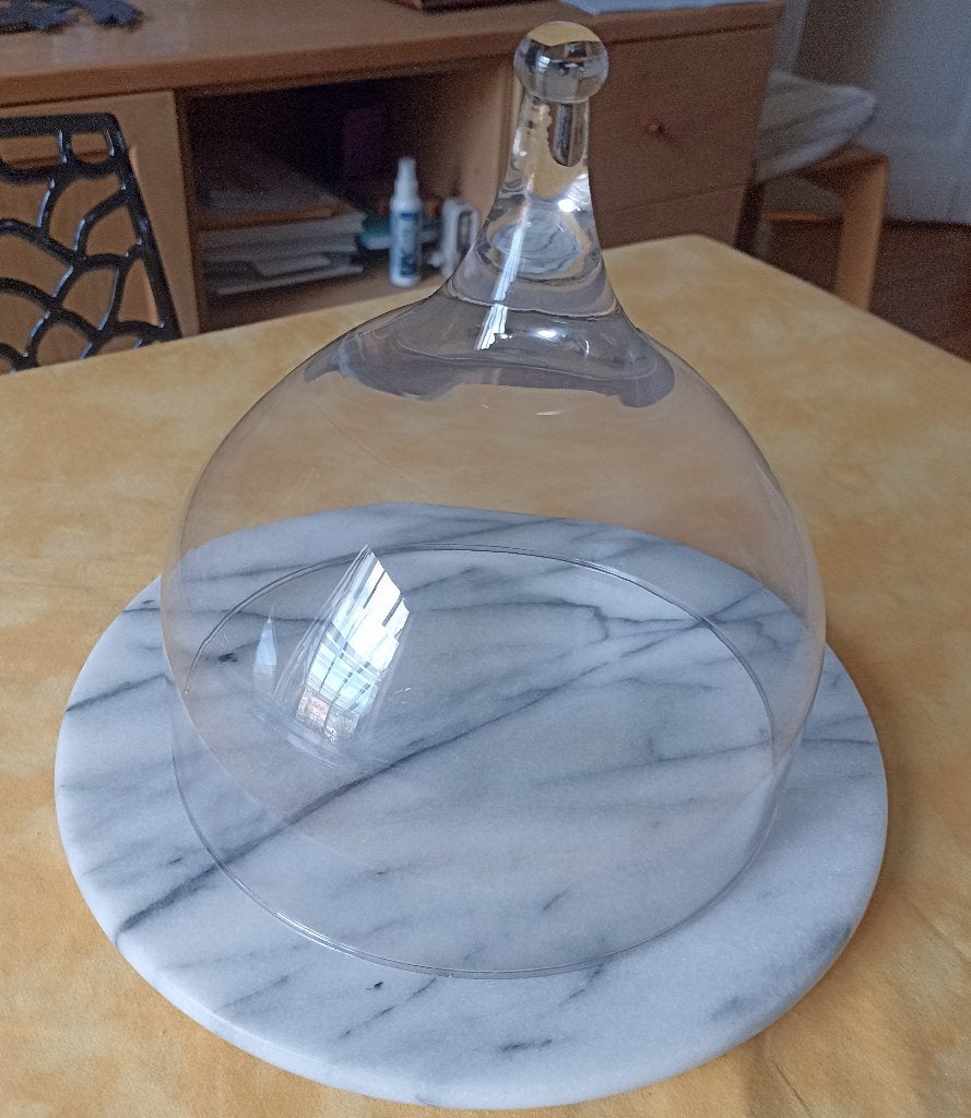 Plateau à fromage en marbre avec cloche, Comme neuf, Enlèvement, Autres types, Autres matériaux
