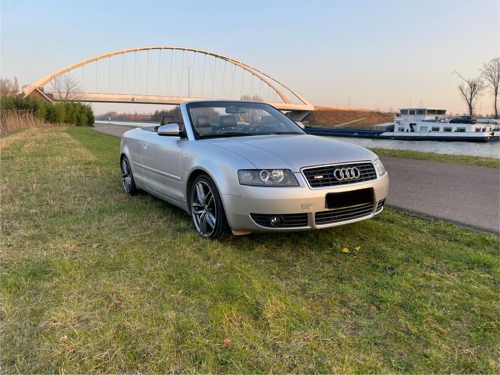 Audi A4 Sline 1.8T gekeurd voor verkoop, Autos, Cuir, Argent ou Gris, Achat, Cabriolet