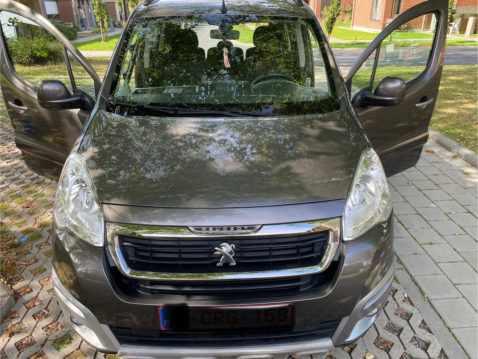 Auto, Auto's, Stof, Euro 6, Bruin, Handgeschakeld