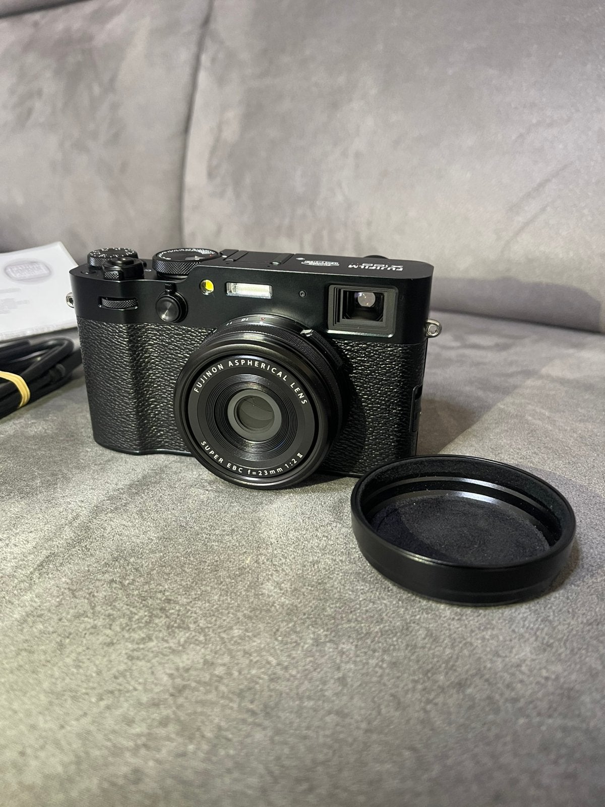 Fujifilm x100VI NIEUWSTAAT 1 jaar garantie, Ophalen, Zo goed als nieuw, Fujifilm