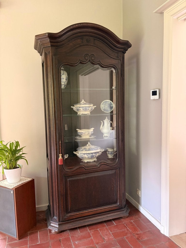 Massief houten vitrinekast, Avec porte(s), Klassiek, Comme neuf, Enlèvement