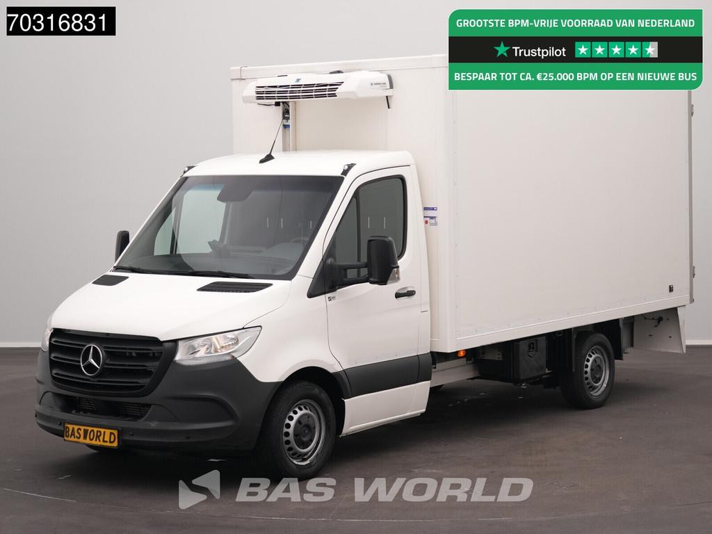 Mercedes Sprinter 314 CDI Automaat Koelwagen Thermo King V-2, Auto's, Bestelwagens en Lichte vracht, Automaat, Stof, Gebruikt