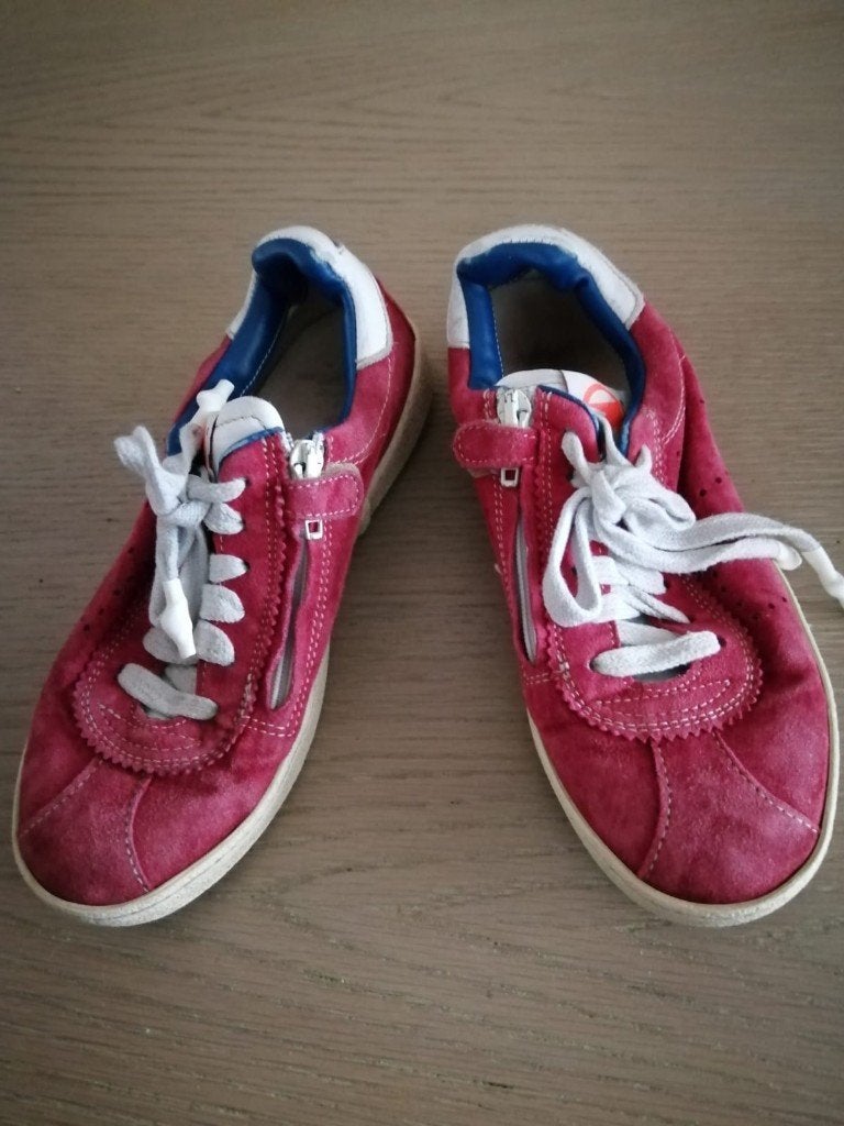 NOMINO " rode schoen maat 33, Gebruikt, Meisje, Schoenen, Ophalen of Verzenden