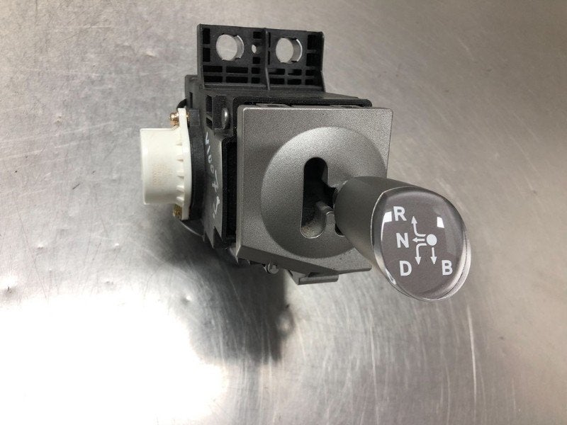 SELECTEUR DE VITESSES ABS Prius (NHW20) (|8945147030|), Utilisé, Toyota