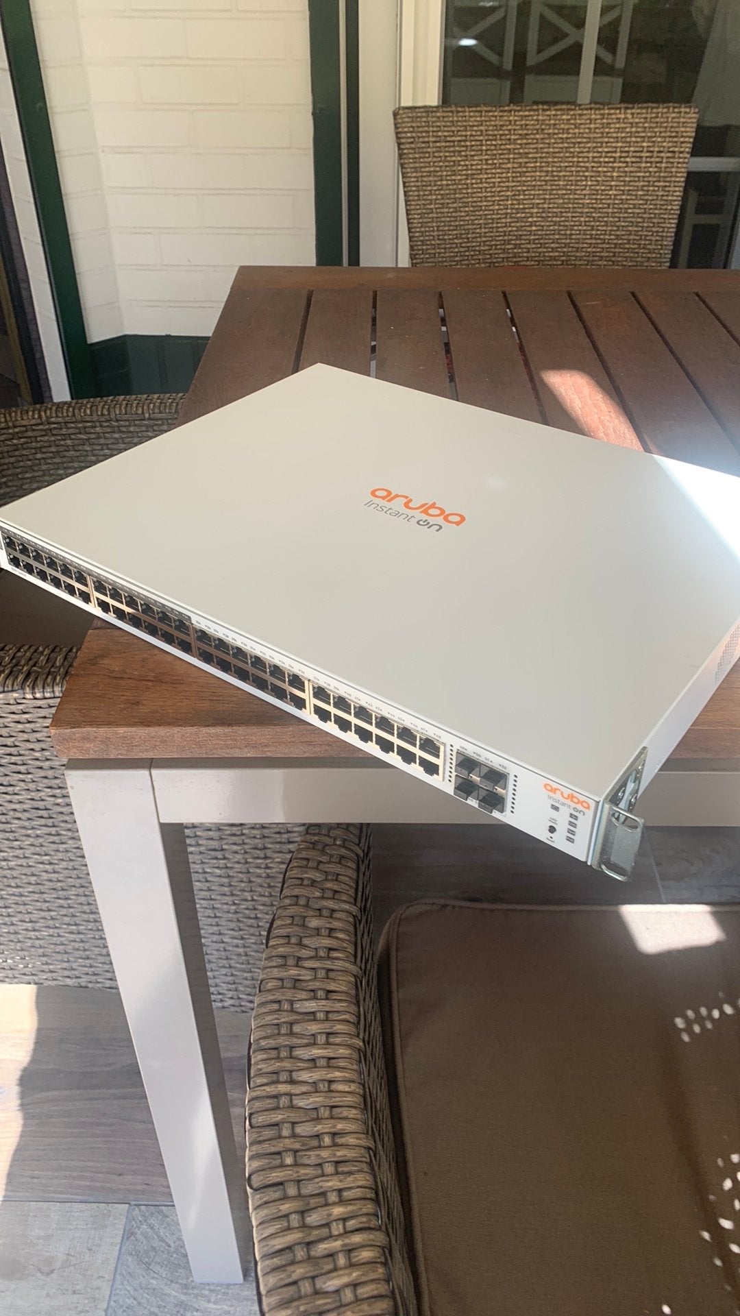 52 poort switch hpe 1830 aruba instant on, Informatique & Logiciels, Commutateurs réseau, Enlèvement ou Envoi, Comme neuf
