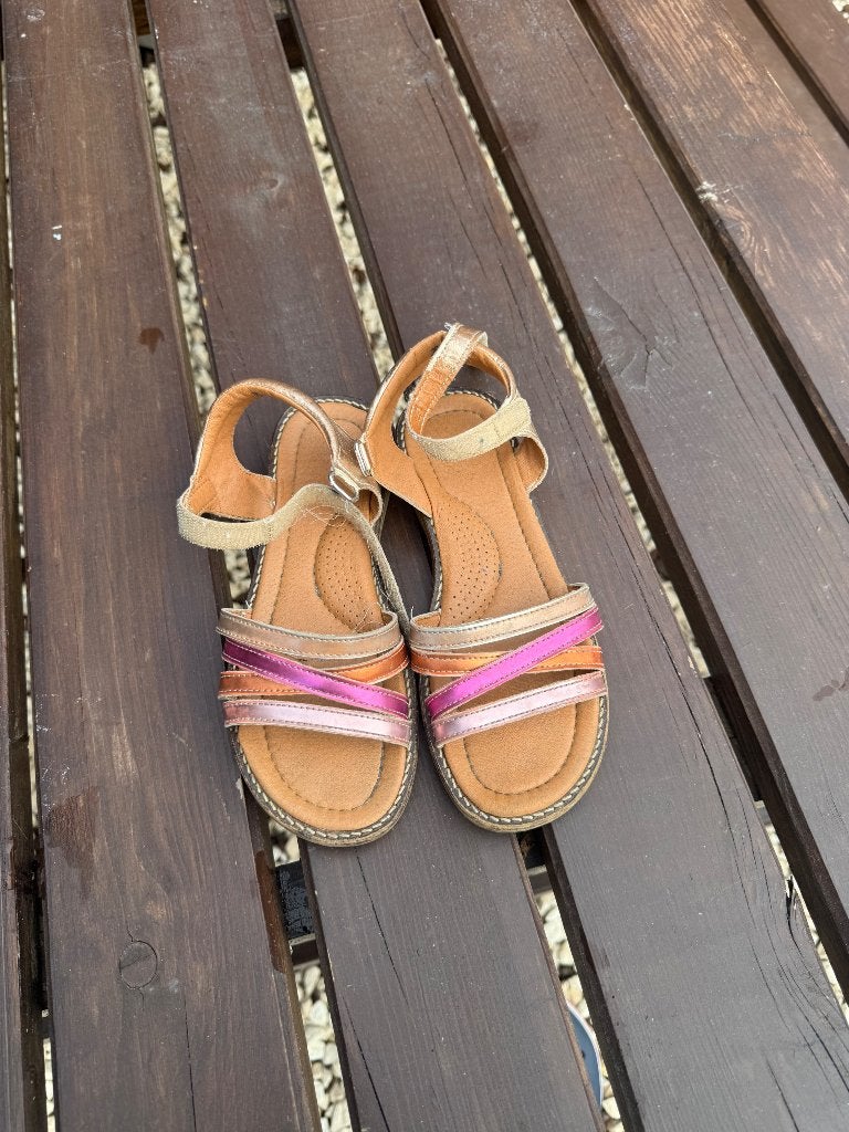 Te koop meisjes sandalette maat 35, Enlèvement ou Envoi, Utilisé, Fille, Autres types