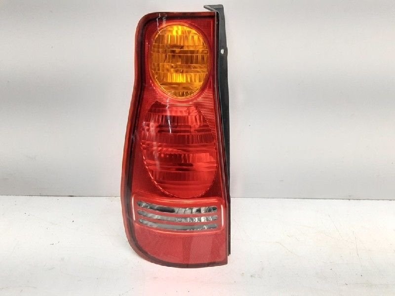 ACHTERLICHT LINKS Hyundai Matrix (01-2001/04-2010), Hyundai Motor Deutschland GmbH, Gebruikt, Kaiserleipromenade 5
63067  Offenbach am Main, DE