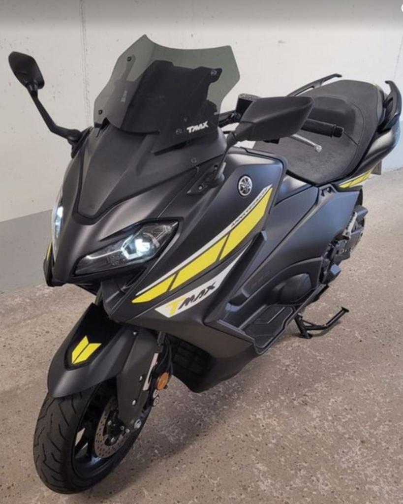 T max 560 2022 standard, Vélos & Vélomoteurs, Scooters | Yamaha