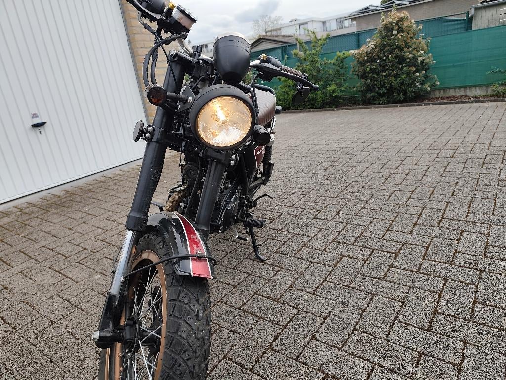 Bullit Hunt S 125 cc, Motos, Motos | Mash, Particulier, Naked bike, jusqu'à 11 kW, Permis Moto A1 minimum, 1 cylindre, Échappement sport