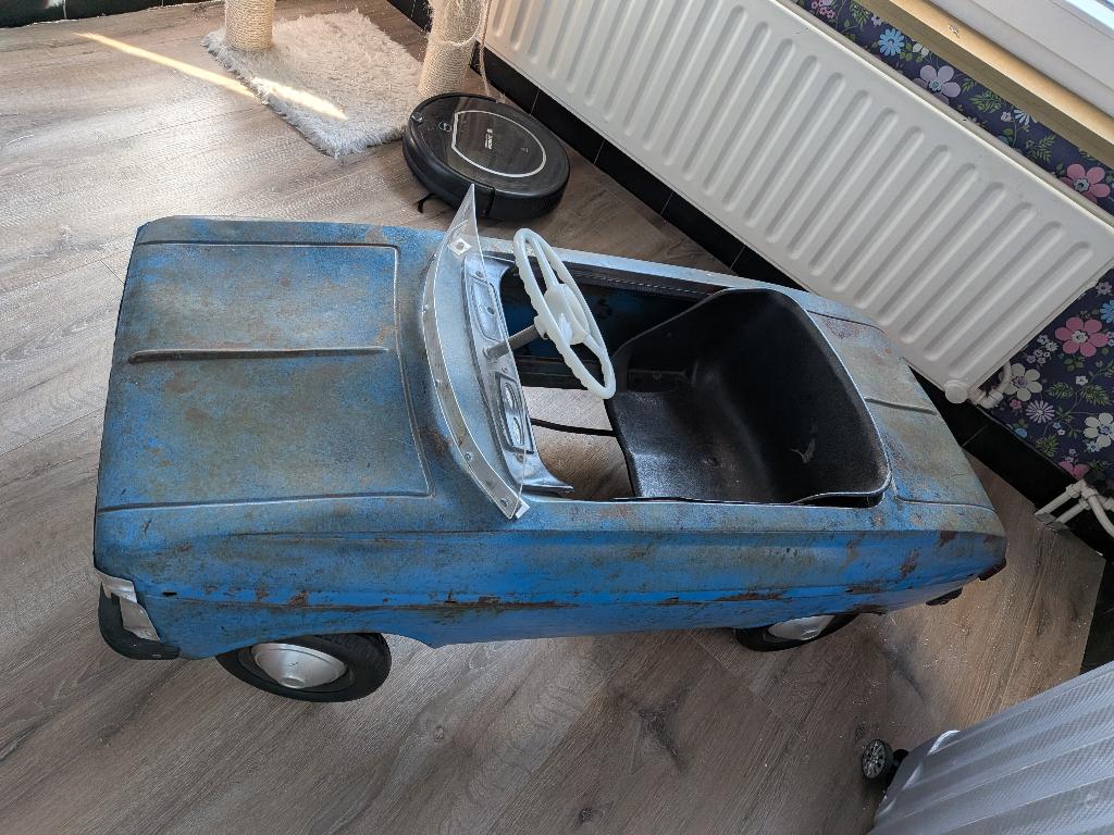 Antieken loopauto, Ophalen