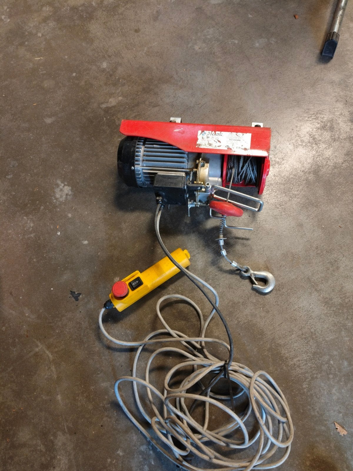 palan électrique 400kg elem technic, Électrique