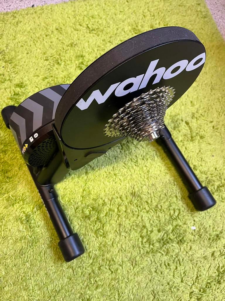 Wahoo KICKR Core Smart Trainer + Mat / Als nieuw, Enlèvement, Neuf