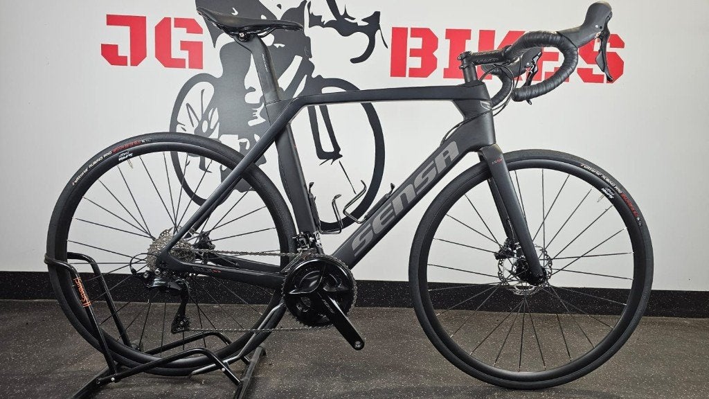 vélo de route en carbone Sensa Giulia Evo Disc (2025), Enlèvement, Comme neuf