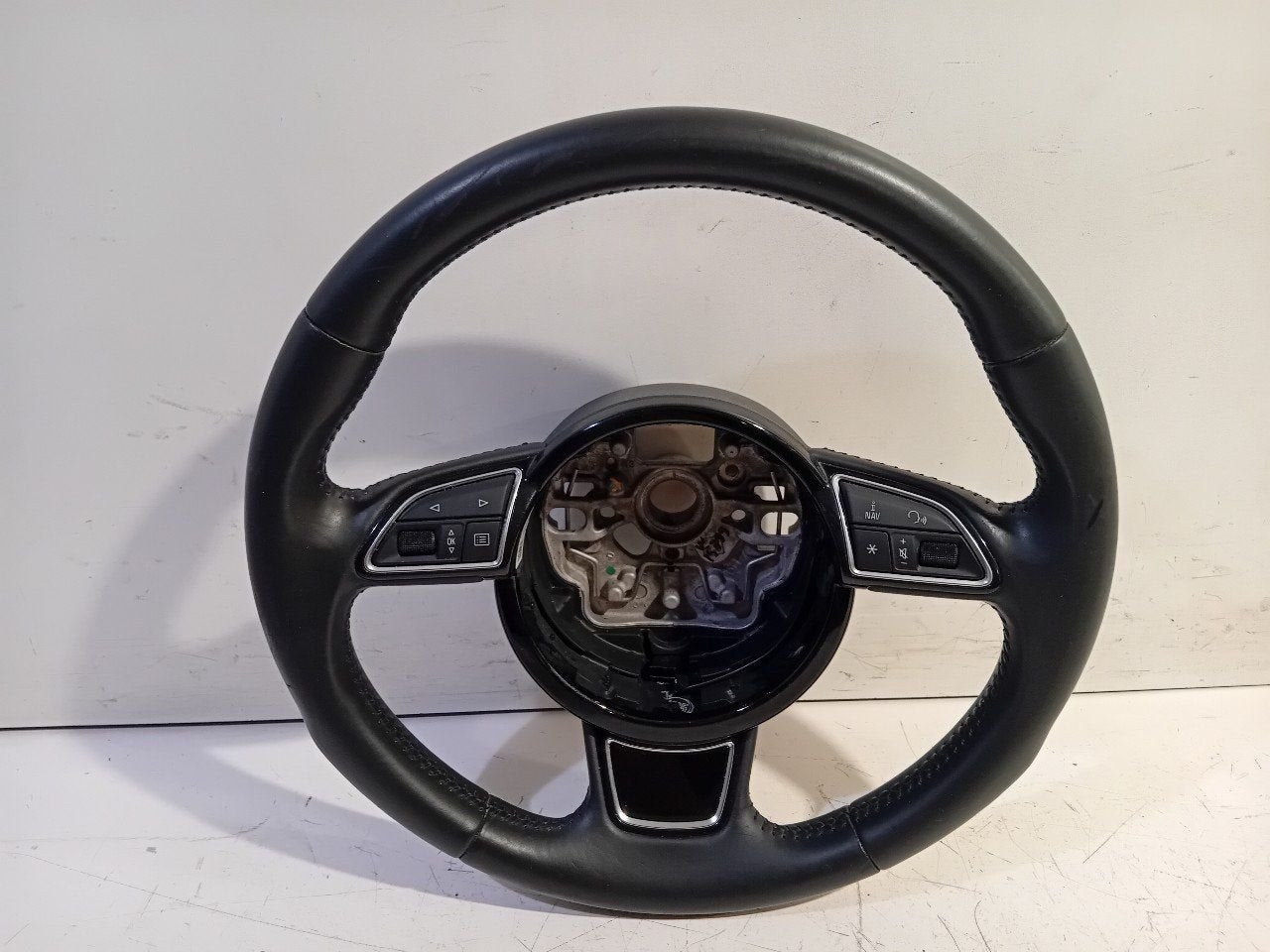 Stuur Audi A6, Auto-onderdelen, Onderdelen@venauto.nl, Van der Ven Autorecycling B.V., Gebruikt, Ettenseweg 76, 4706 PB Roosendaal, The Netherlands