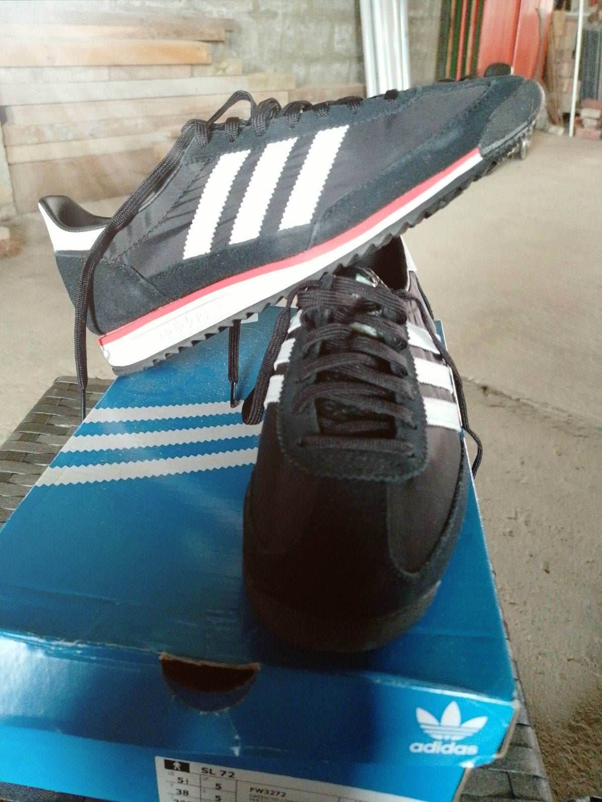 chaussures Adidas originals, Sports & Fitness, Course, Jogging & Athlétisme, Enlèvement ou Envoi, Adidas