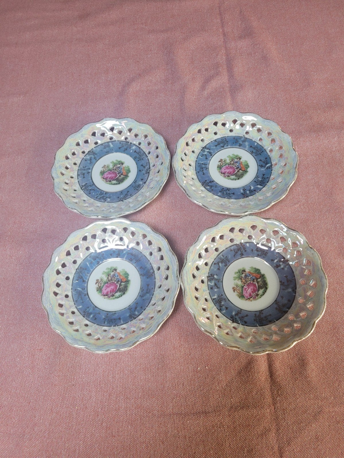 Prachtige set van 4 vintage Versailles kopjes en schoteltjes, Enlèvement