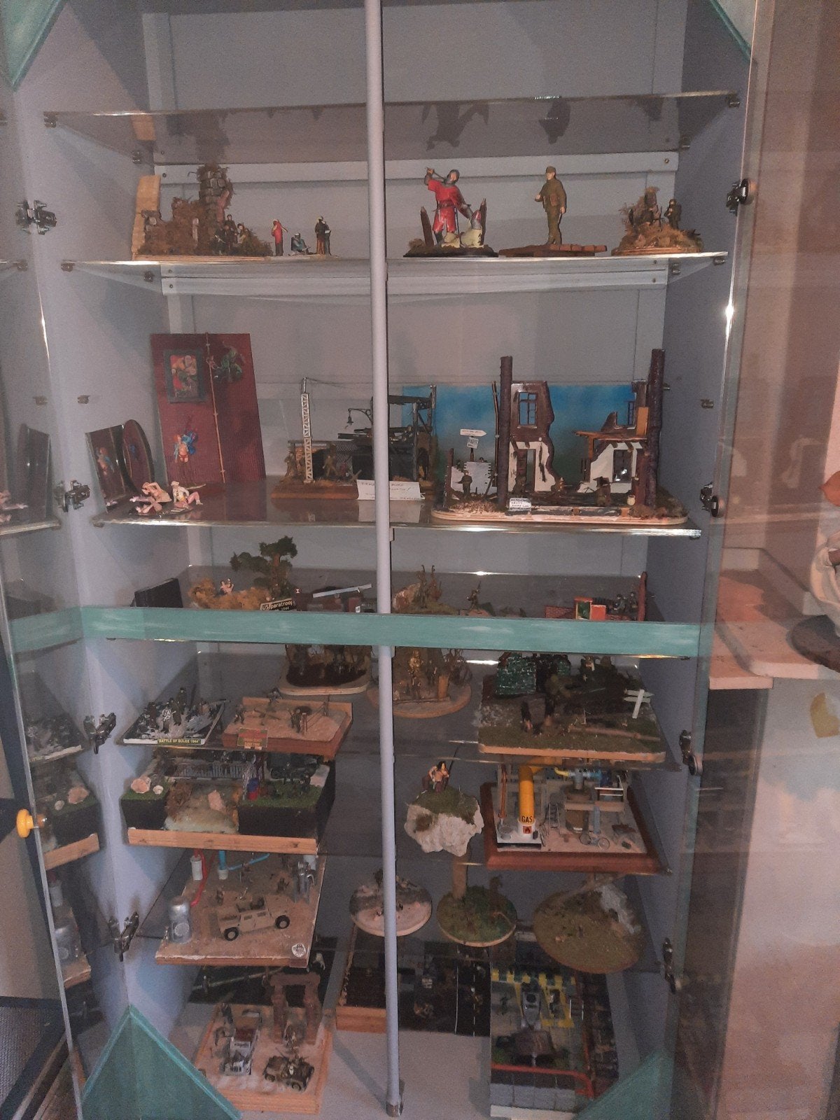 31 Verschillende Diorama's, Ophalen, Gebruikt, Onbekend, Onbekend