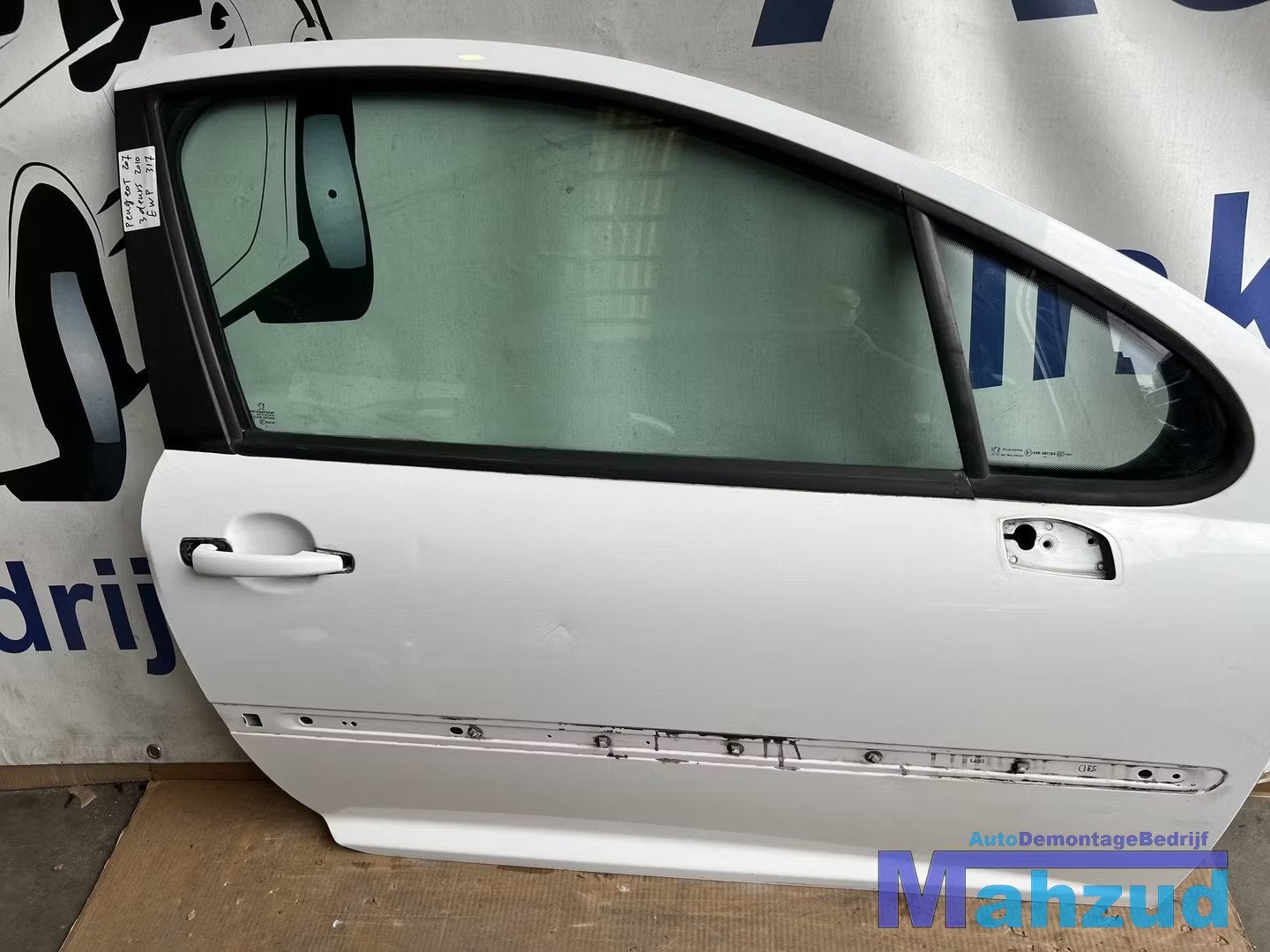 PEUGEOT 207 WIT Rechts rechter deur portier 3 deurs, Taurusavenue 1
2132 LS  Hoofddorp, NL, Gebruikt, Contact.group@renault.com