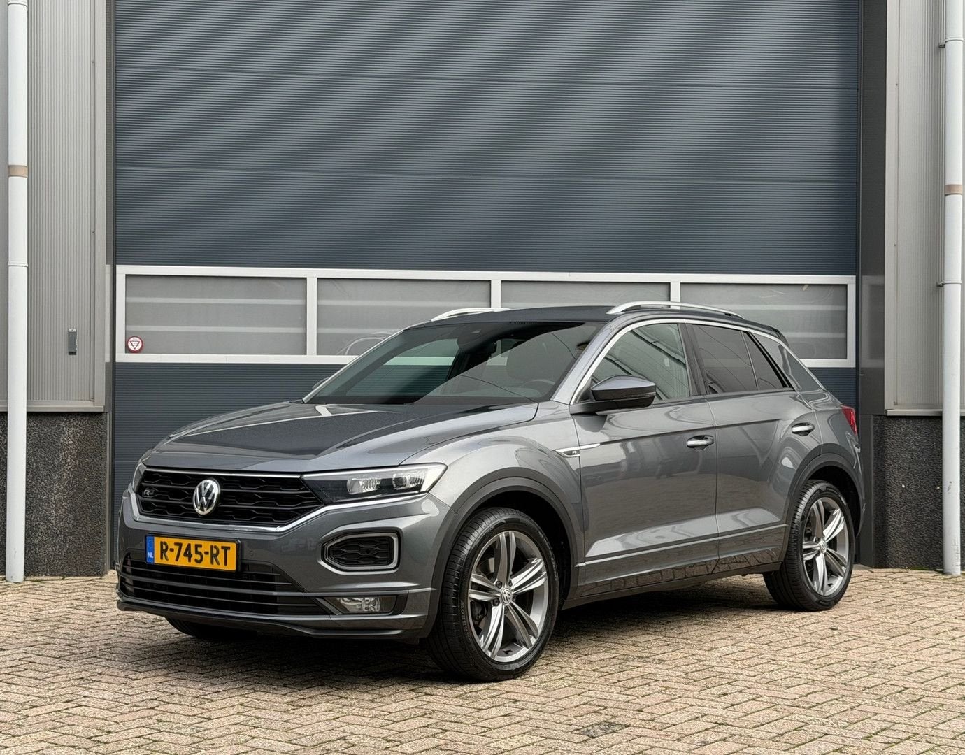 Volkswagen T-Roc 1.5 TSI Sport Business R bj.2020 Pano|Camer, Auto's, 110 kW, Handgeschakeld, Grijs, SUV of Terreinwagen