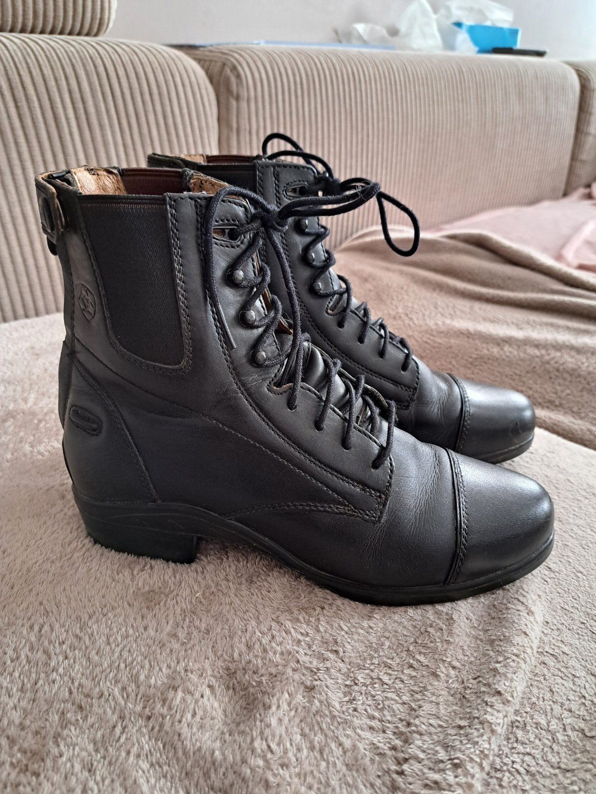 Ariat rijlaarsjes, Ritssluiting, Overige schoenmaten, Ophalen of Verzenden, Zwart