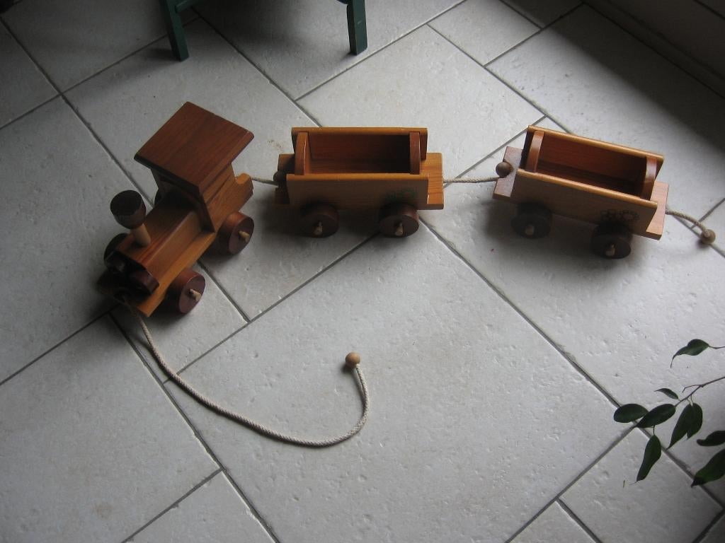 Schitterende vintage houten trein uit de jaren 80, Ophalen of Verzenden, Zo goed als nieuw, Duw- of Trekspeelgoed