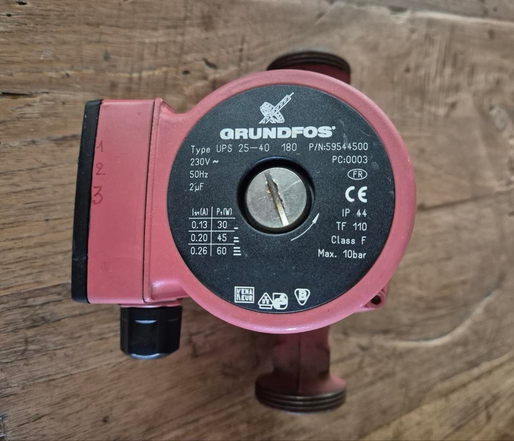 Grundfos circulatiepomp voor centrale verwarming, Enlèvement, Utilisé, Autres types