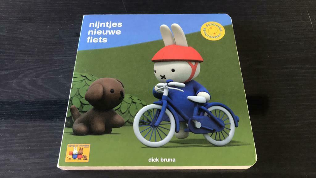 Nijntjes nieuwe fiets + eieren zoeken, Ophalen of Verzenden, Zo goed als nieuw, 1 tot 2 jaar