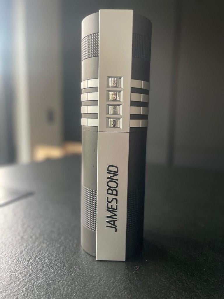 James Bond Bollinger 2002 collectors item, Verzamelen, Ophalen, Nieuw, Film, Overige typen