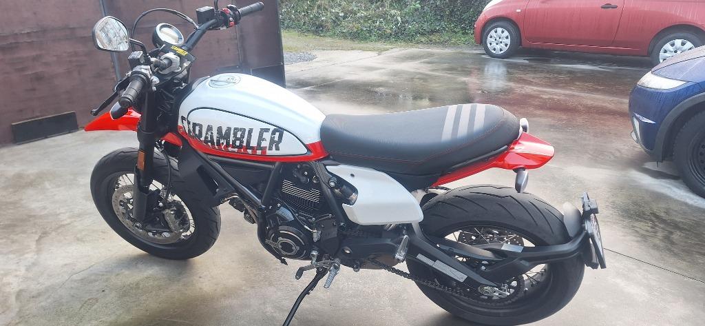 Ducati, Particulier, Meer dan 35 kW, 800 cc, Minimaal motorrijbewijs A1