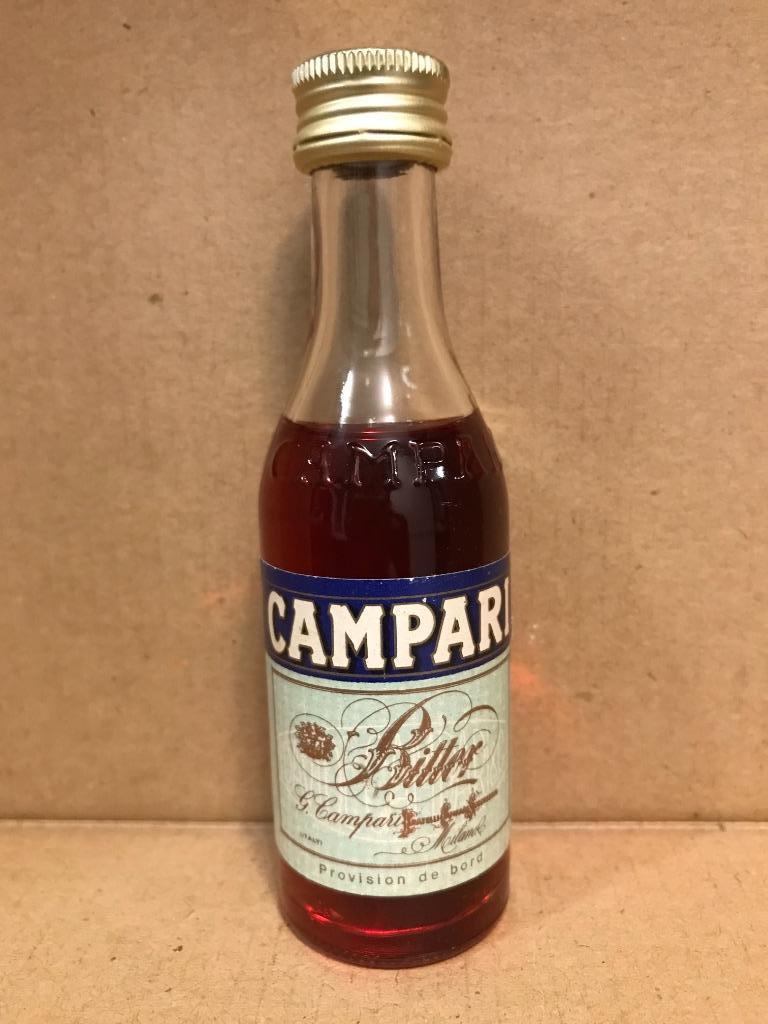 Campari - Bitter - Mignonnette d'alcool - Italie, Collections, Enlèvement ou Envoi, Italie, Autres types, Pleine