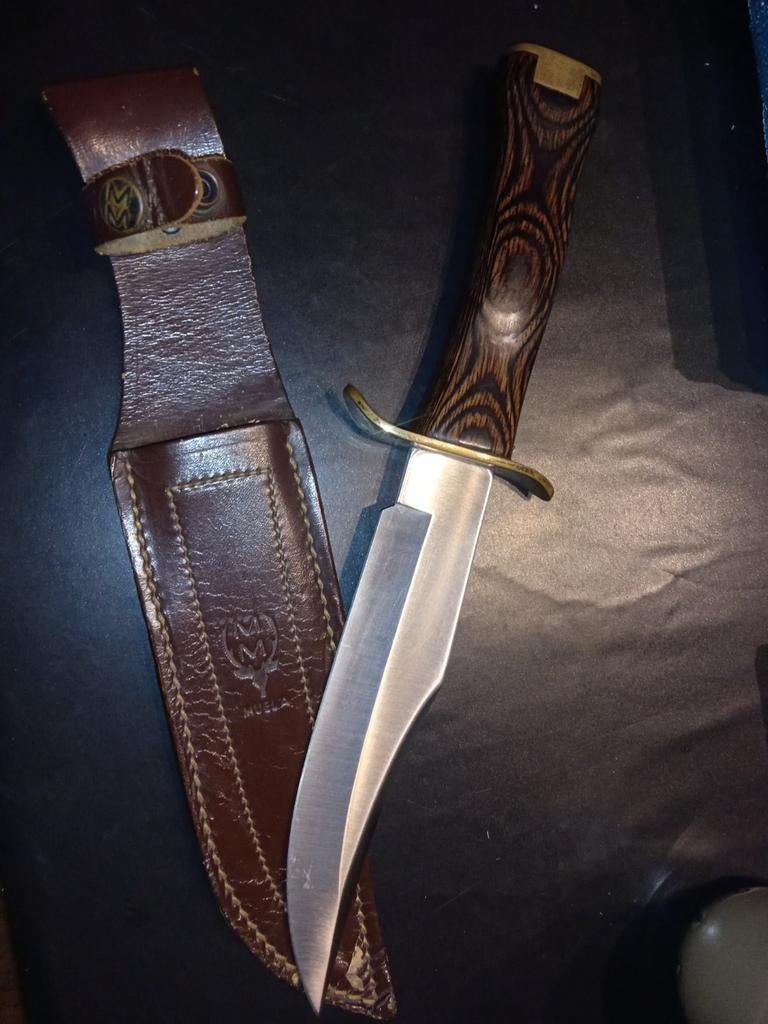 Couteau de chasse espagnol, Enlèvement