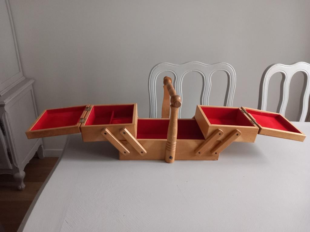 Mooie acordeon Vintage Naaikoffer uitklapbaar, Antiek en Kunst, Ophalen