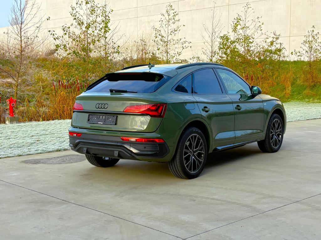 Audi Q5 55 TFSIe Quattro SB Sline Kameleon in district green, Auto's, Automaat, Testrit aan huis, 4 cilinders, 34 g/km