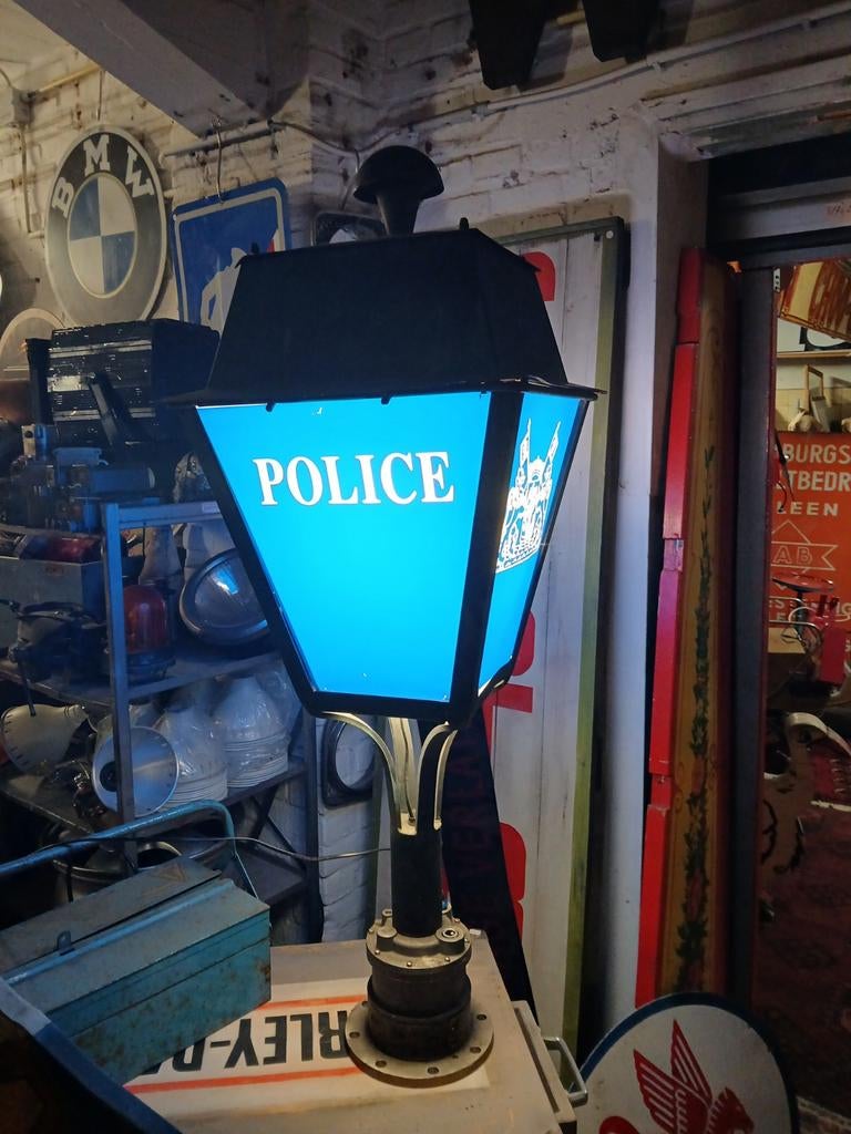 Police Politie buitenlantaarn politiebureau, Antiek en Kunst, Curiosa en Brocante, Ophalen