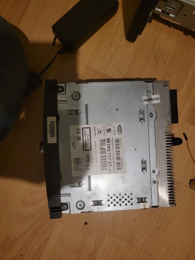 AUTORADIO PEUGEOT CITROËN 98083777 XT USB BLUETOOTH GP, Enlèvement ou Envoi