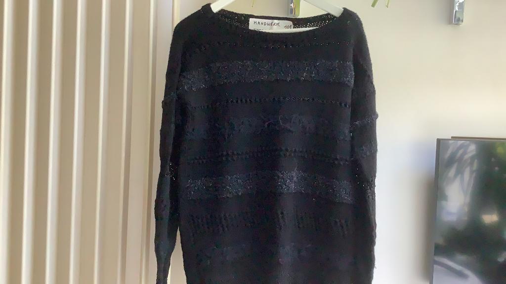 Zeer lange, handgebreide pull. Large., Ophalen of Verzenden, Nieuw, Maat 42/44 (L), Zwart
