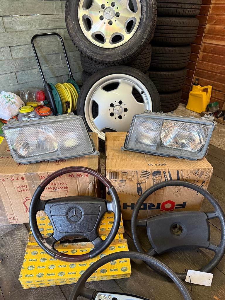 Mercedes w201 190d 190e koplampen W124 stuur r107 w123, Auto-onderdelen, Ophalen, Gebruikt