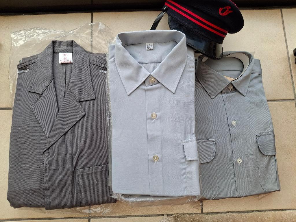 Toneel atributen  postkledij jaren 80 - 90., Ophalen, Nieuw, Kleding