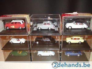 Lot 2 de 9 Hornbys-Oxfords/ 1:76 /Dans des boîtes, Enlèvement ou Envoi, Neuf, Voiture