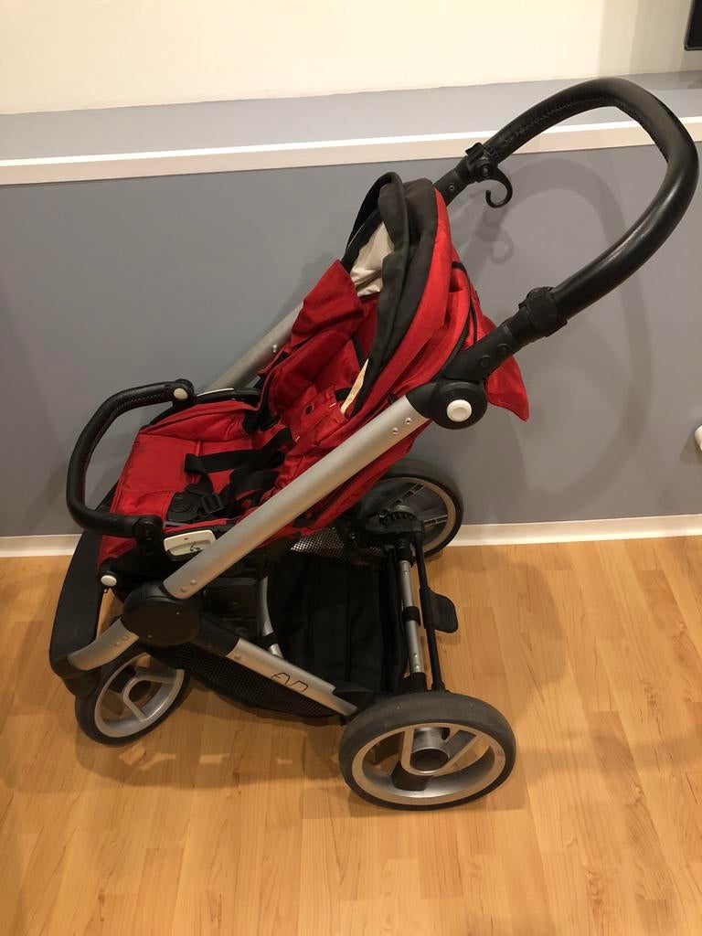 Poussette Musty Evo avec nacelle et housse anti pluie, Enfants & Bébés, Enlèvement, Utilisé, Poussette, Avec nacelle