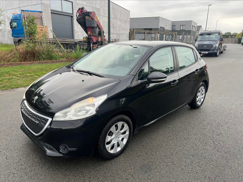 Peugeot 208 , 1.2 Benzine , 114.000 KM , 2013, Auto's, Peugeot, Bedrijf, Te koop, Benzine