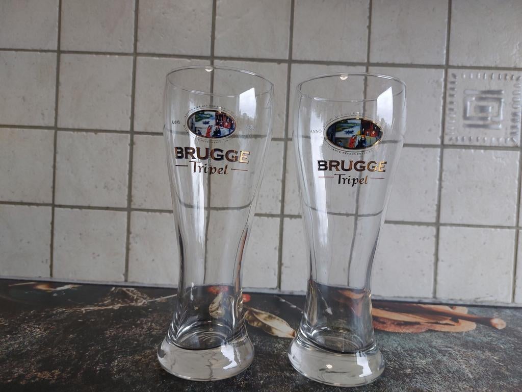 Verres triples Bruges, Enlèvement ou Envoi, Comme neuf, Verre à bière