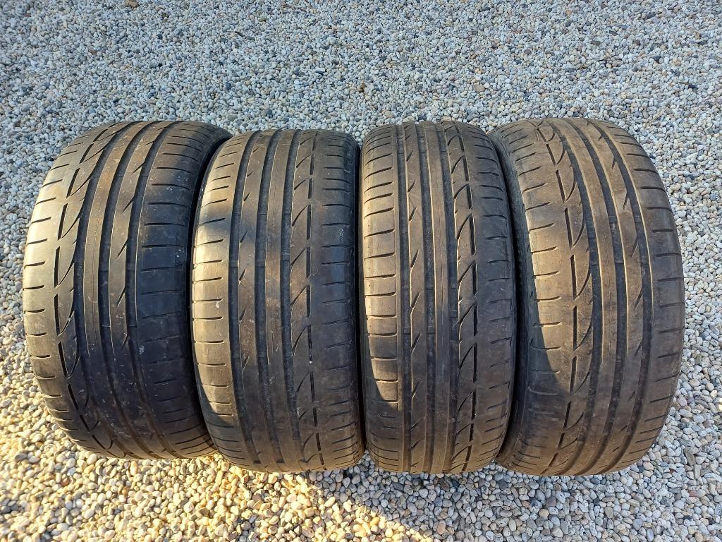 225 45 18 / 245 40 18 - bridstone breedset, Auto-onderdelen, Banden en Velgen, Ophalen, 18 inch, Gebruikt, Band(en)