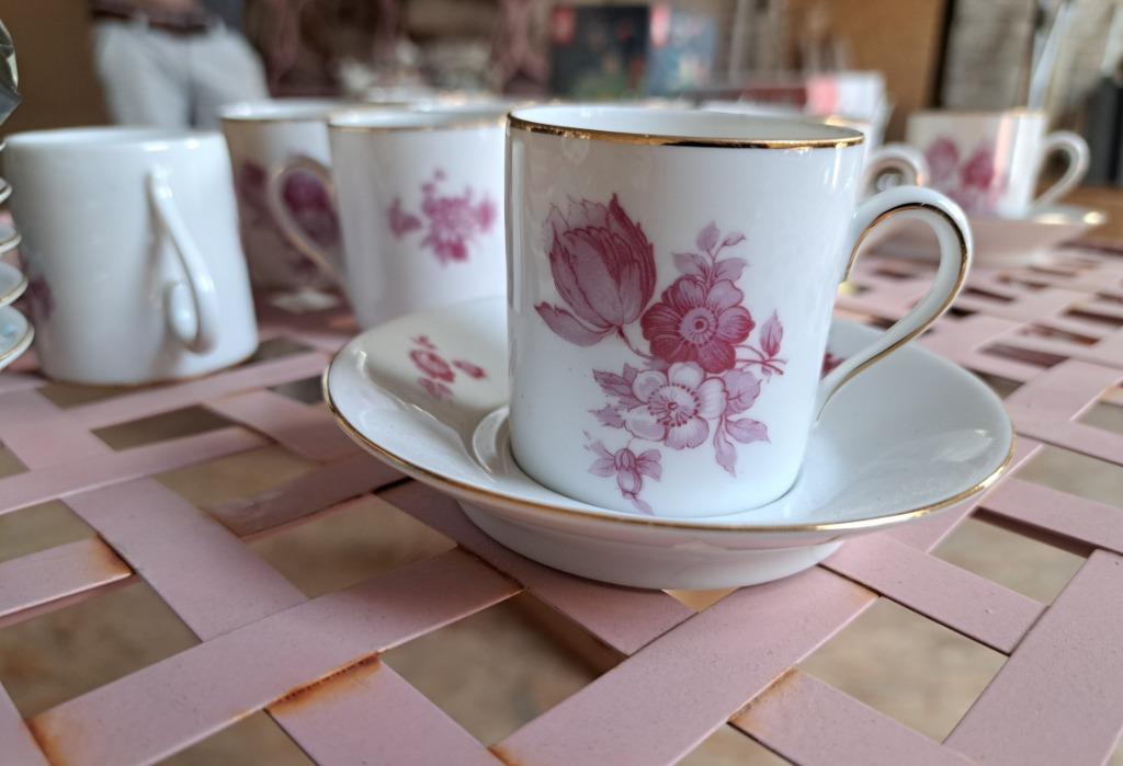 ensemble de 12 sachets à expresso ou à thé avec soucoupe | T, Comme neuf, Enlèvement, Autres styles, Porcelaine