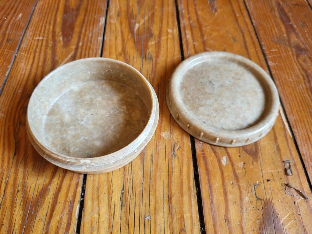 beurrier bakelite, Allemagne post 2WW, Collections, Enlèvement ou Envoi