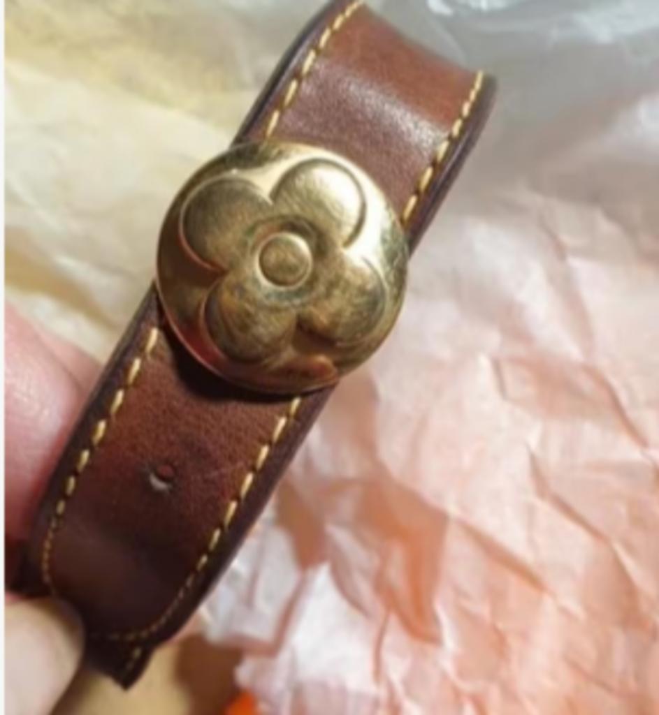 LV Louis Vuitton lederen en gouden groetarmband (aandachtig, Verzenden, Gebruikt, Goud, Leer