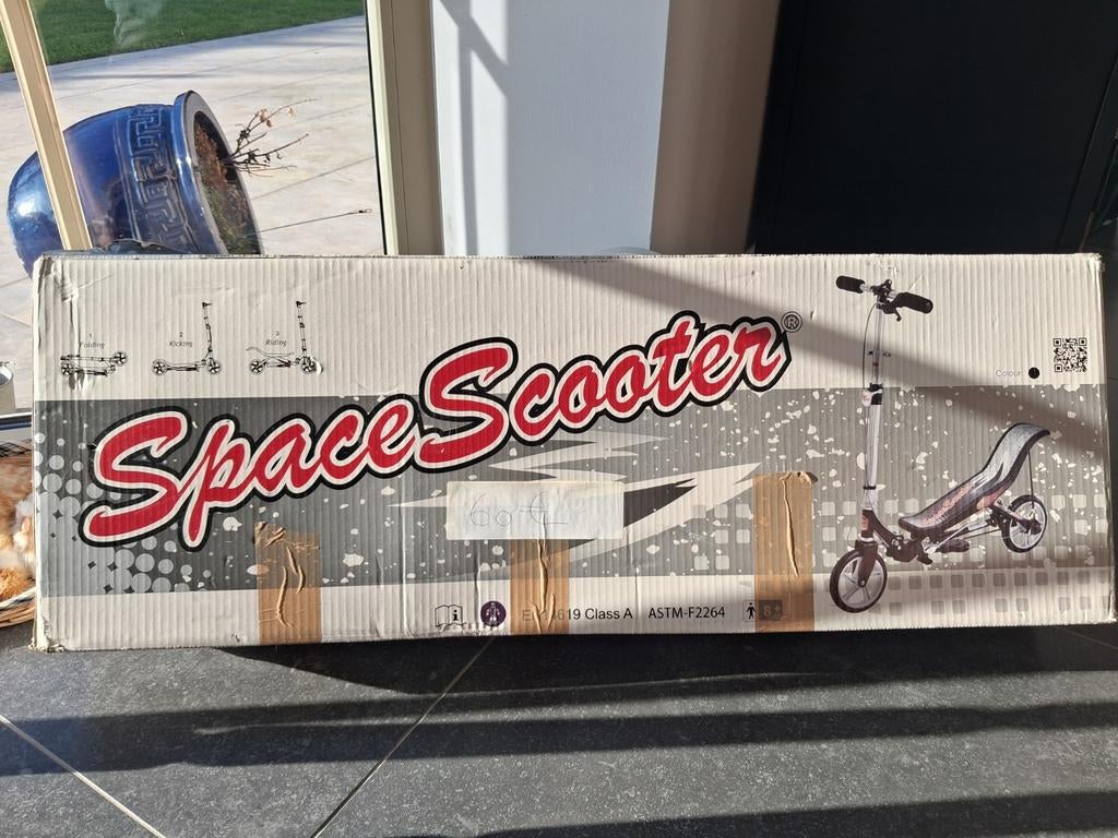 SPACE SCOOTER. MODEL X580 zwart, Ophalen, Zo goed als nieuw