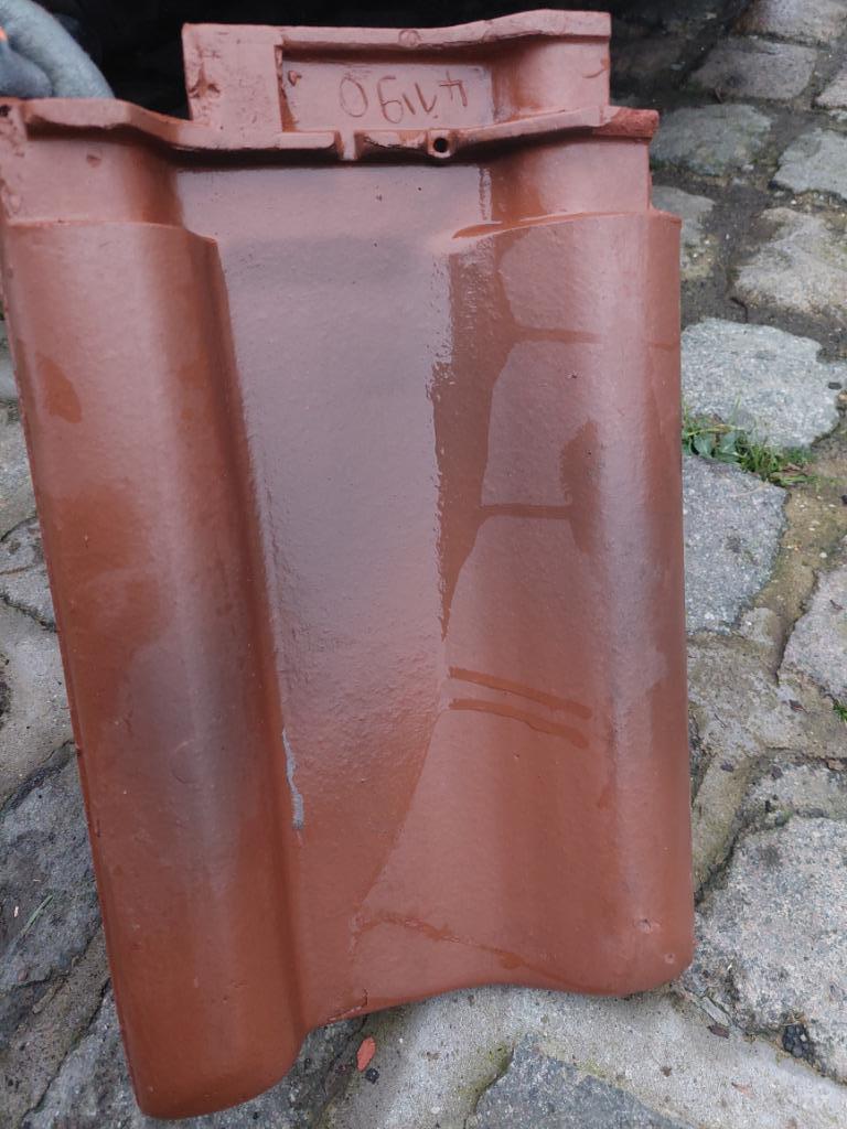 Cherche tuiles de rive Muller E32, Enlèvement, Rouge, Tuiles