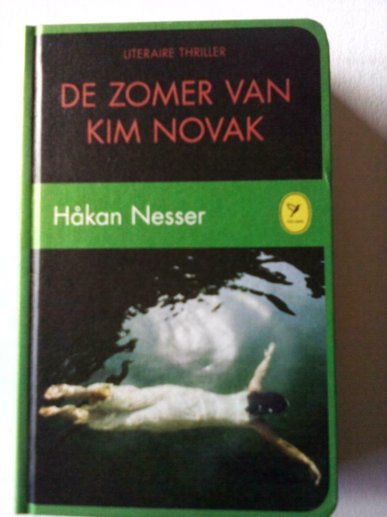 DE ZOMER VAN KIM NOVAK.  Thriller. 2 boekjes., Ophalen of Verzenden, Zo goed als nieuw