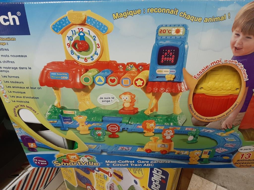 VTECH Talking Station-circuit voor kinderen, Kinderen en Baby's, Speelgoed | Vtech, Ophalen